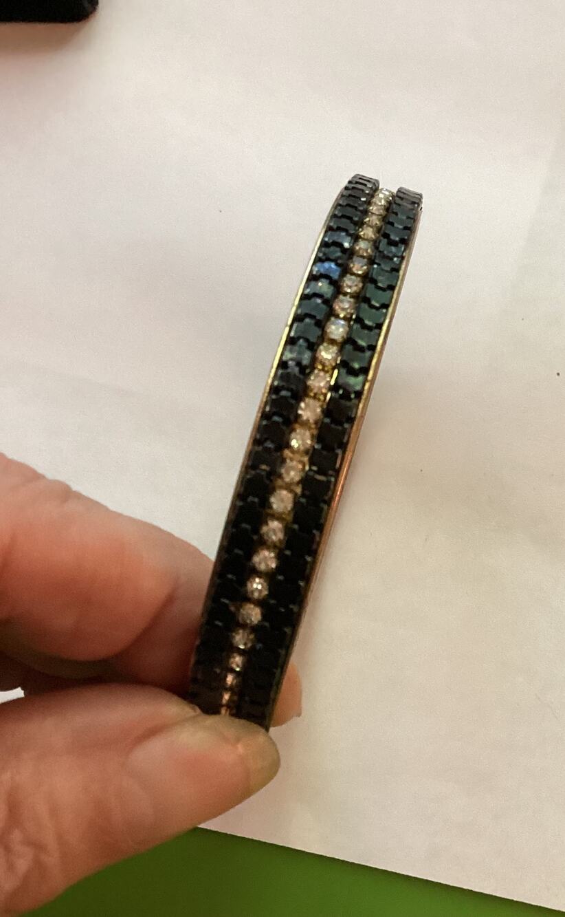 2782 Bangle Bracelet Hobnail Design Gold Tone/Brass Tone Modern Hob Nail Fashion